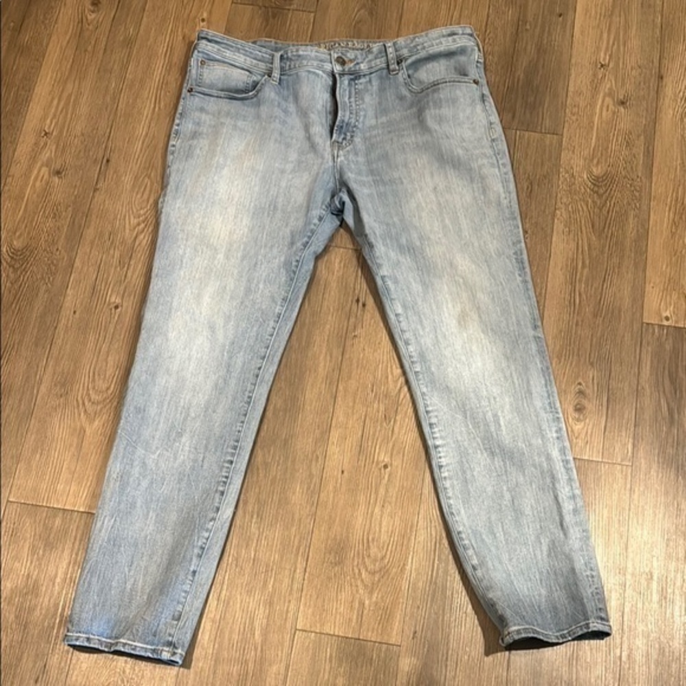 American Eagle Outfitters Slim Straight Light Blue Denim Jeans 38x34 - Picture 1 of 6